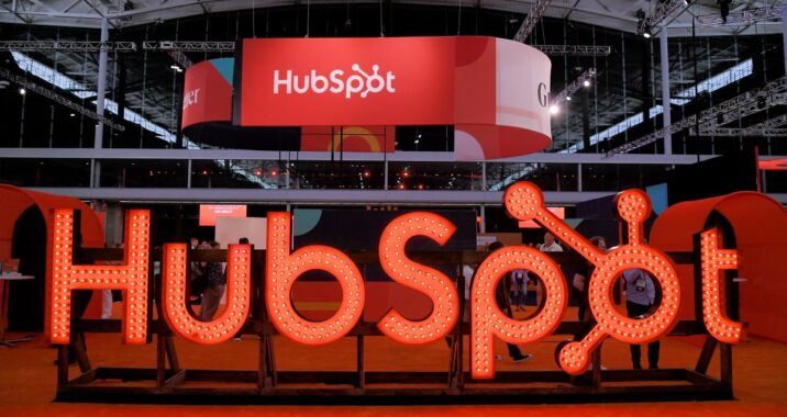 HubSpot selects B2B data provider Clearbit to enhance its AI